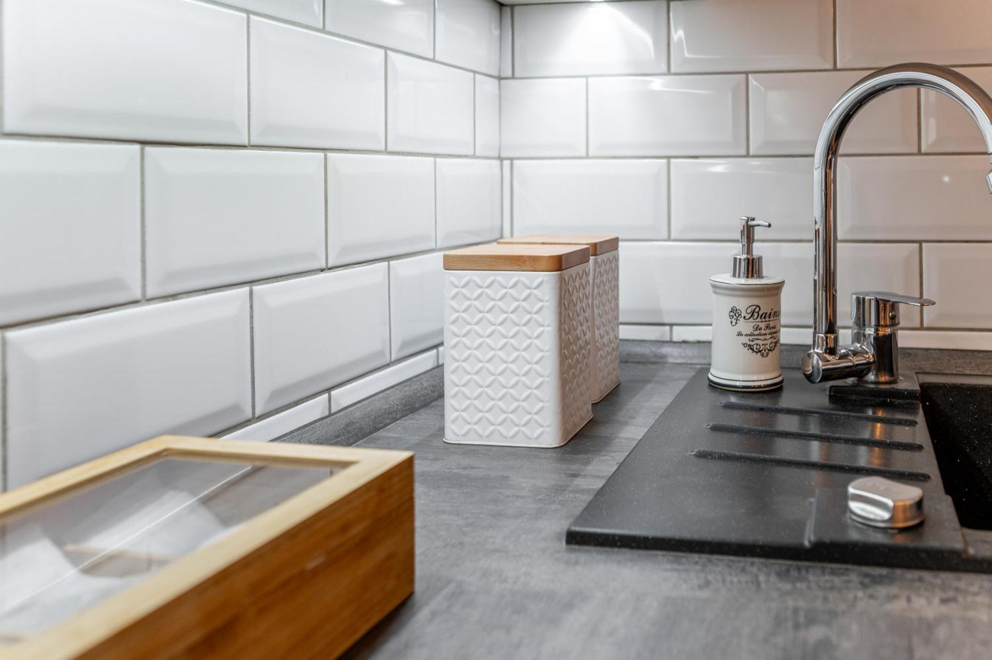 Blizko Stanice Apartment Kosice Center Bagian luar foto